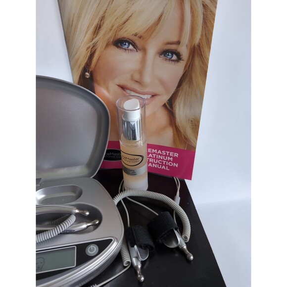 FaceMaster Suzanne Somers Facial Toning System Tones &Tightens Facial Muscles - Picture 2 of 9